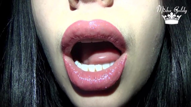 Brunette wife pukes after cum in mouth